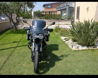 Moto Guzzi V85 TT - 2023