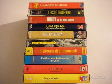 Lotto di 10 VHS videocassette cinema film
