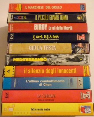 Lotto di 10 VHS videocassette cinema film