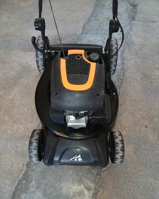 tagliaerba con motore honda 190 cc.