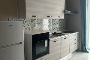 Triplicare ristrutturato fronte mare