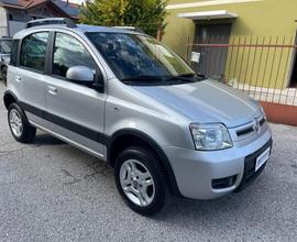 FIAT Panda 1.3 MJT ELD 4x4 Climbing