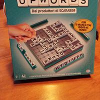 giochi in scatola UPWORDS tipo scarabeo