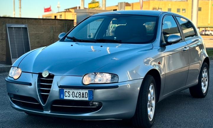 Alfa romeo 147 1.9jtd 5porte 250.000km
