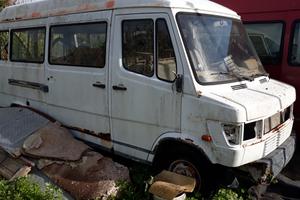 Mercedes 308 D solo per ricambi