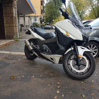 Honda Integra 750