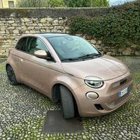 500 la prima full elettrica 2023