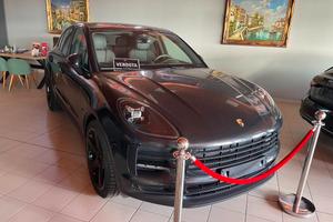 Porsche Macan 2.0 245cv pdk