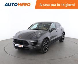 PORSCHE Macan NM79375