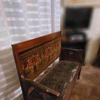 Divanetto in legno di ciliegio