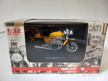 modellino esposizione Ducati 