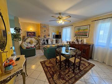 Bifamiliare a Aviano