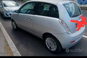  Lancia y 2009