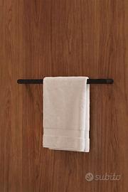 Set porta asciugamani e porta rotolo SKLUM