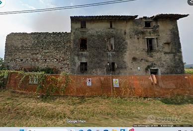 Terreno edificabile con fabbricato