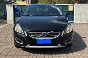 Volvo V60 D3 Geartronic Summum ..CELL 320 147 1147
