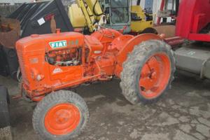 TRATTORE AGRICOLO FIAT MOD 25R