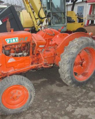 TRATTORE AGRICOLO FIAT MOD 25R