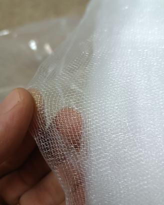 Rete antiinsetto per orto