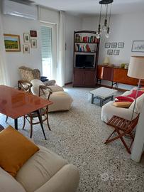 Camera per studentessa