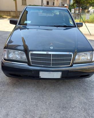 Mercedes C 180