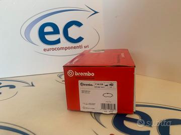 KIT PASTIGLIE FRENO ANTERIORI BREMBO PA6026 IVECO 