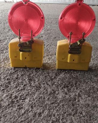 Lampade da cantiere nuove non funzionanti omaggio 