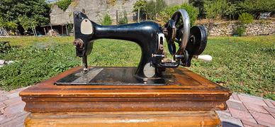 Macchina da cucire vintage Haid & Neu