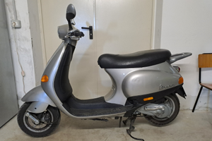 Vespa et2 50cc prima serie