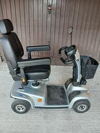 scooter per anziani / disabili