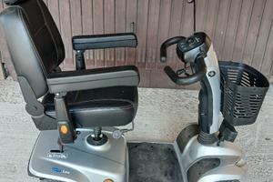 scooter per anziani / disabili