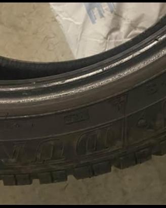 Gomme 275/40/19 dunlop sport runflut