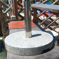 portaombrelli con base in granito