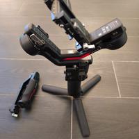 DJI RS4 Gimbal + SmallRig Impugnatura Come Nuovo, 