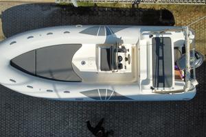 GOMMONE TRIDENT 7 metri + motore + carrello