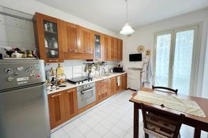 Appartamento di 90 m² con più di 5 locali e box au