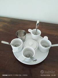 Set caffè Guzzini con tazzine, vassoio e zuccherie