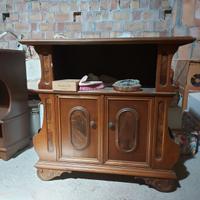 mobiletto porta tv con rotelline