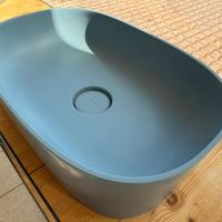 Lavabo in appoggio