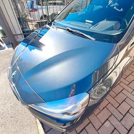 Bmw 225 xe iperformance