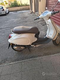 Vespa Primavera 150 ABS