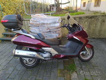 Honda silver Wing 600