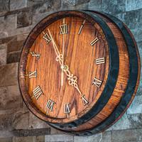 Orologio da parete artigianale in legno