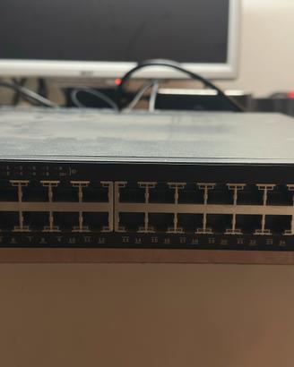 switch Brocade Managed 24 Porte + 8 porte SFP Gbit