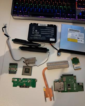 componenti per laptop 