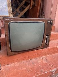 Antica televisione telefunken