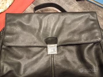 Borsa con tracolla in vera pelle Carpisa