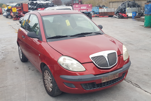 Lancia Y 1.250cc benzina anno 2005 X ricambi