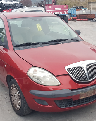 Lancia Y 1.250cc benzina anno 2005 X ricambi