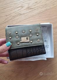 Portafoglio JLo by Jennifer Lopez verde e marrone 